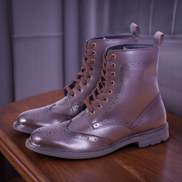 wingtip brogue boot