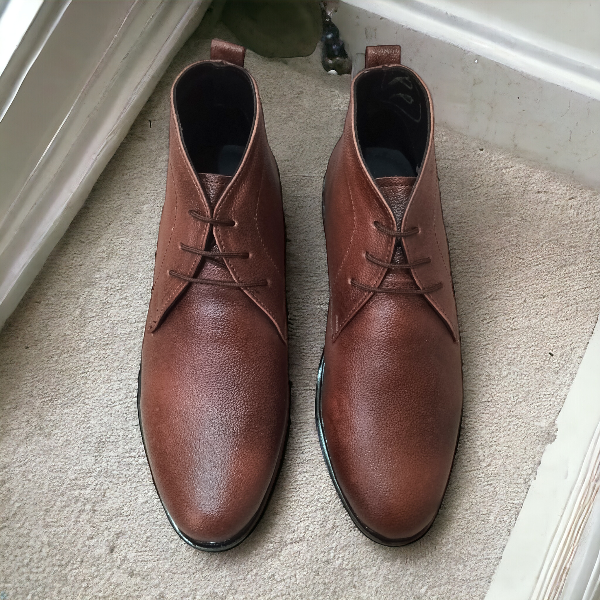genuine leather chukka boot