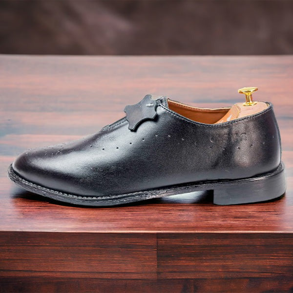 Wholecut Shoes for Men